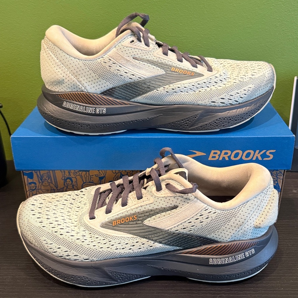 Brooks Adrenaline GTS 24 women’s 7.5 mercury/ebony/copper - Picture 11 of 12
